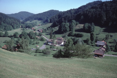 Matt mit Sunnemätteli und Rüeggental, rechts hinten Wirzwil-Haus von Walter Meier