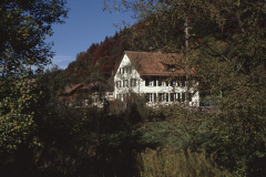 Schulhaus Tanne (Hintergrund, Flarz Tanne)