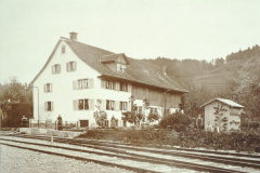 Haus Anner & Gleisanlagen