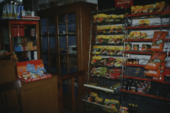 Volg-Filiale, Senf - Schoggi - Kambly - P-Frites