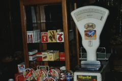 Volg-Filiale, Wein - Stumpen - Schachtelkäse