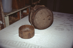 Trinkgefässe bei sZüri-Fuermes