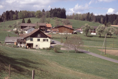 Tisenwaltsberg, vorne ehem. Käserei Gerhard
