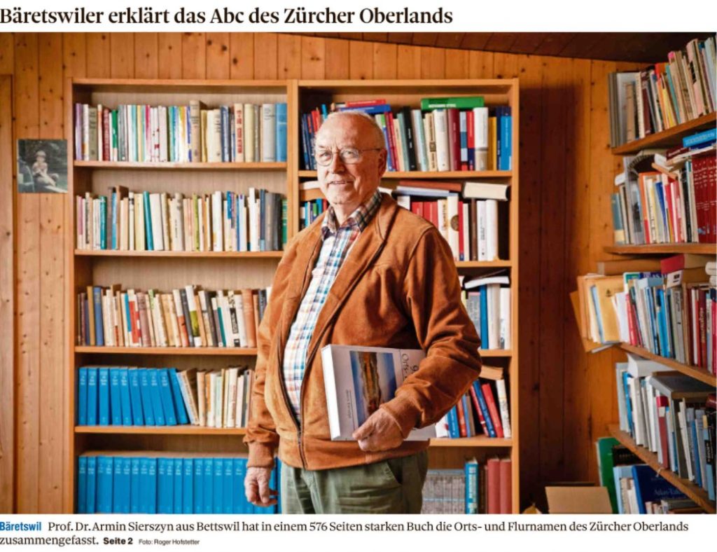 Armin Sierszyn bei der Präsentation seines Buches über die 9000 Orts- und Flurnamen des Zürcher Oberlandes