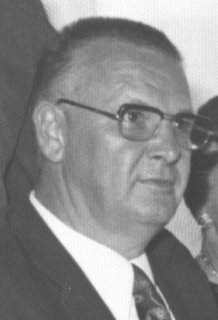 Portrait von Roland Sigg (*1926), Gemeindepräsident (parteilos) 1978-1986.